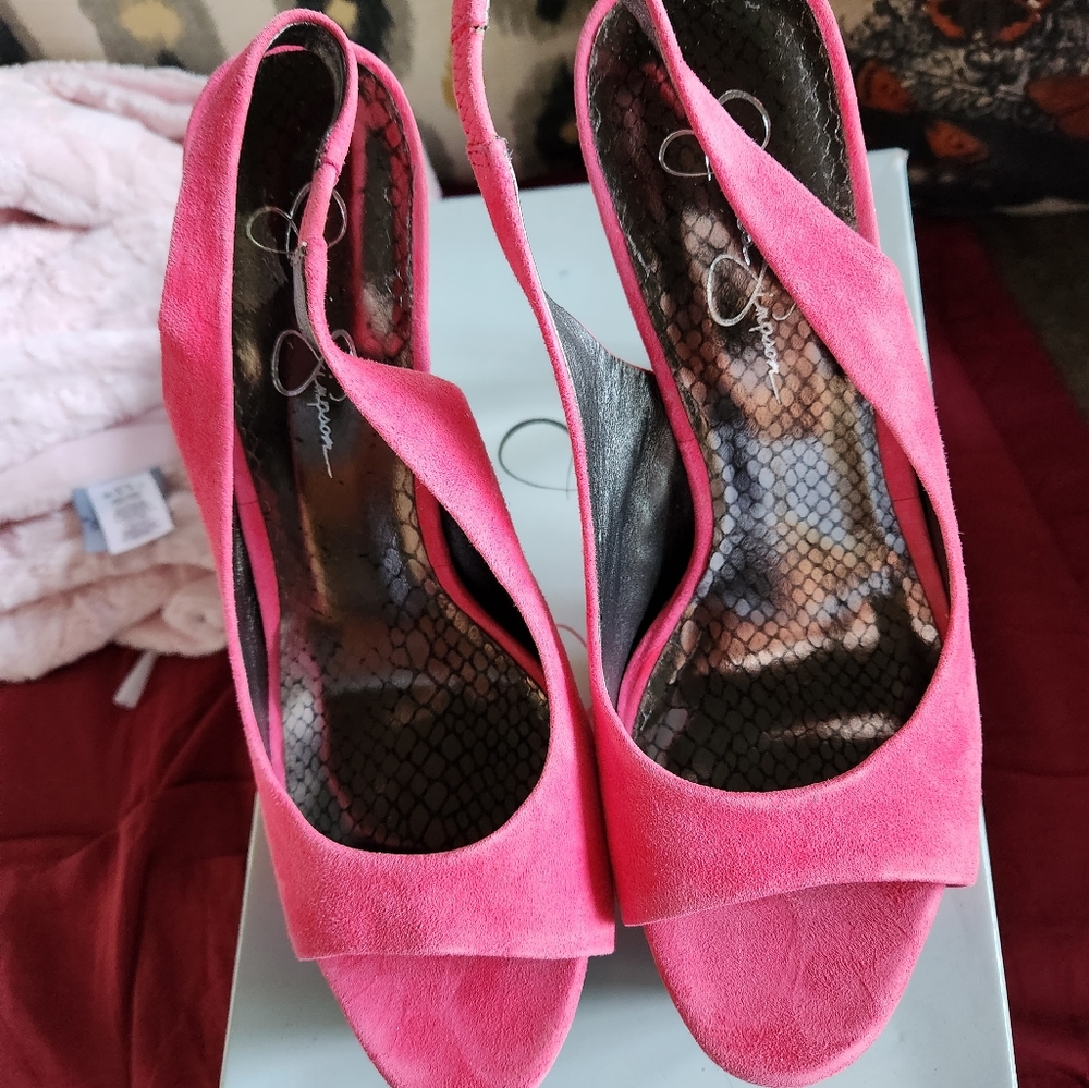 Jessica Simpson HOT FUCHIA SUEDE HEELS SZ. 9